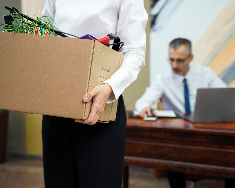 Como proceder após demissão sem justa causa